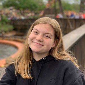 Meet your Posher, Hannah